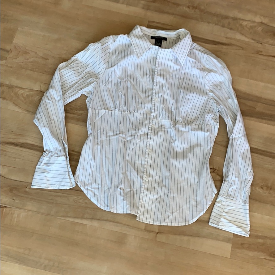 Simple Business Button Down